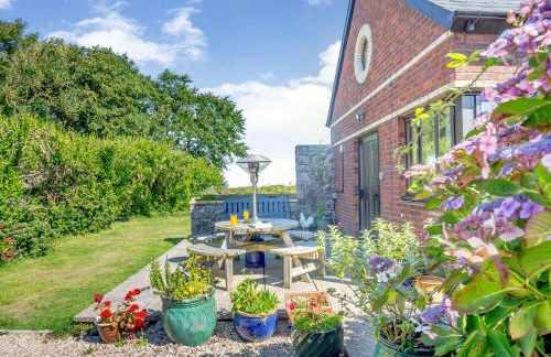 Tyn Morfa - Photo 23