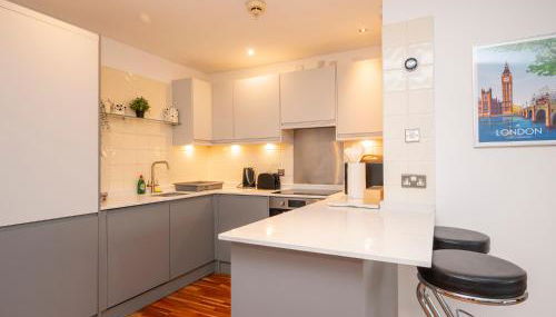 Bright Spacious Modern 5th flr City Oasis-Sleeps 6 - Pass the Keys - Foto 2