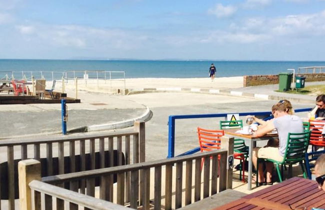 Seaside Retreat 2 Mins to Beach - Photo 28