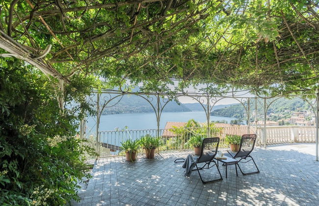 Villa Chiara Moltrasio With Private Garden by Rent all Como - Foto 44