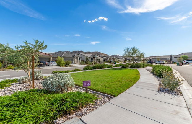 Charming Home in the Desert - Photo 36
