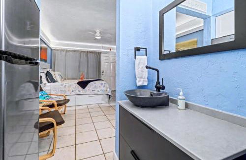 Pass-A-Grille Beach Retreat Unit 8 - Photo 12