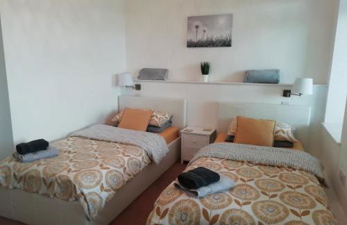 Rhodri Apartment with Sea Views and Sun Terrace - Foto 11