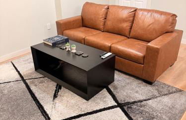 Huge Private Suite with Pool Table, Sauna & Fire Pit - Foto 20