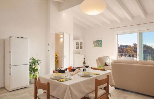 White Apartment In Marciaga Di Costermano - Foto 3