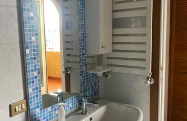 BILOCALE VISTA MARE CON POSTO AUTO - Foto 18