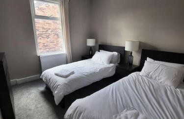 4 Bedroom house, 8 min to city! - Foto 7