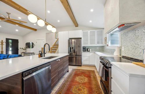 Modern Mid-Century Retreat - Foto 24