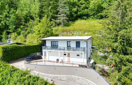 La Maison du Lac sleeps 10 and has air conditioning - Foto 27