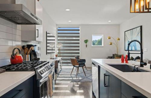 The Rooftop - Columbia City Retreat - Free Parking & EV Point - Foto 13