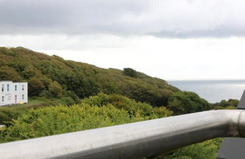 The Watch - Photo 28