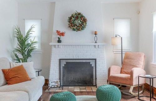 Stylish 3br Cozy Home 10min Drive from ND! - Foto 12