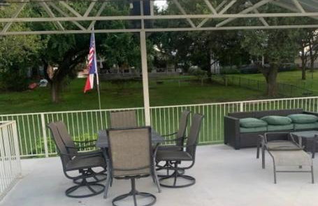 Spacious Lakefront Home with Water Views, WiFi & Private Washer/Dryer - Photo 6