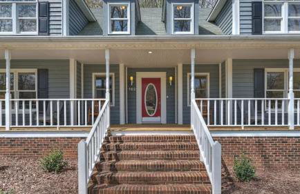 Porch Paradise by Avantstay New Pool, Firepit - Foto 26