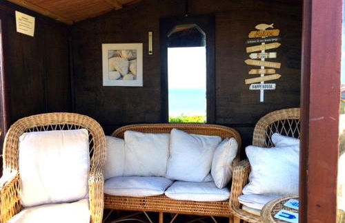 Coastal retreat with stunning sea views - Photo 22