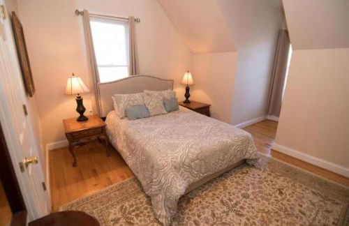 Elegant Lodge Rental with Lovely Countryside Views near Charlottesville, Virginia - Foto 35