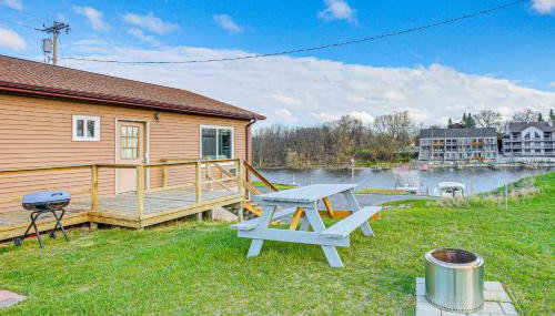 Michigan Manistee River Cabin about 1 Mi to Downtown - Foto 1