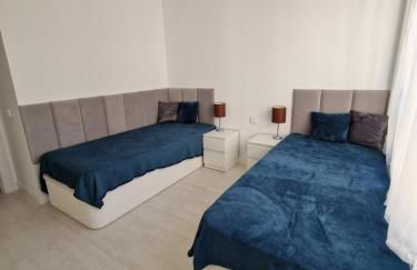 Apartment Infinity Vanian Gardens - Photo 12