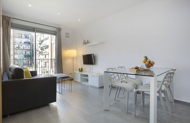 BBarcelona Gaudi Flats - Photo 36