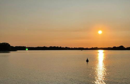 Wohnen in Loriots Wasserstadt mit Kamin und MagentaTV - Foto 17