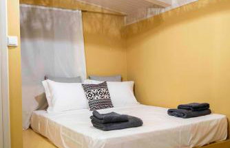 KRISSAIA SEASIDE SUITES - Photo 17