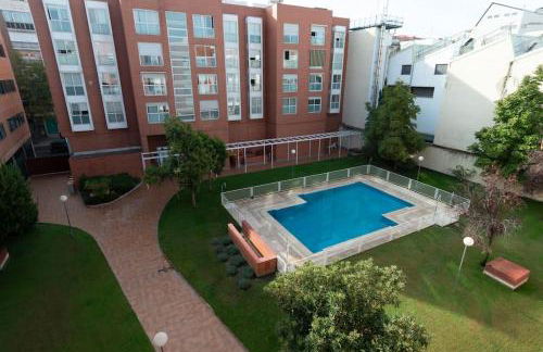 Vivienda con zona de trabajo, piscina y parking - Foto 26