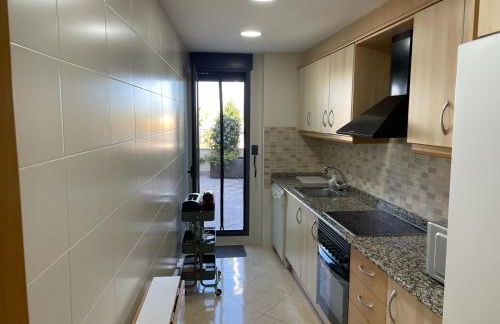 Excelente ático con gran terraza y barbacoa en Canet d'en Berenguer - Photo 37