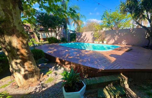 Ampla e luxuosa casa com áreas de lazer - Foto 17