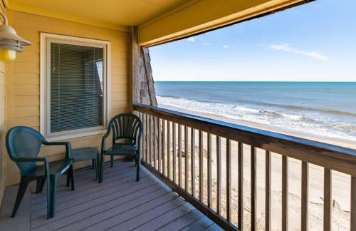 Oceanfront 2 Bedroom Condo at Golden Strand - Foto 6