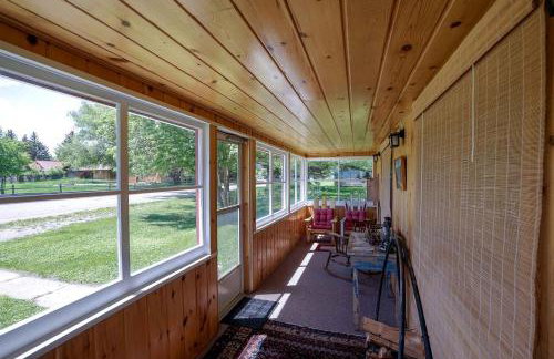 Charming Montana Bungalow with Madison River Views, Steps from Main Street in Ennis, MT - Foto 15