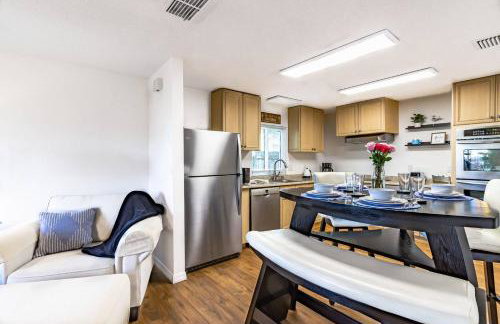 Quaint Cottage in a South Sarasota Neighborhood - Foto 17