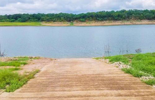 Refined Panoramic Paradise on Lake Travis with Boat Launch and Tesla Charger - Foto 28