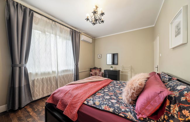 3 BDR Top Center Artistic Apartment - 115 m2 - Photo 9