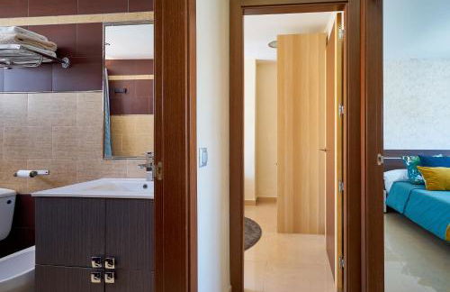 La Macarena Airport - Foto 24