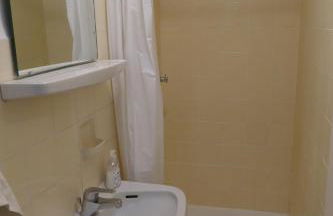 Ruhige 4-Zi-Wohnung mit großem Balkon und Blick ins Grüne - Foto 8