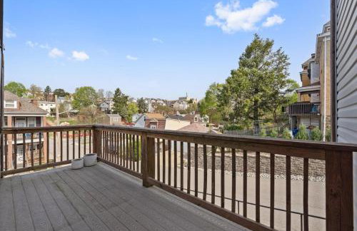 3BR Stylish Retreat, Minutes from Downtown Pittsburgh, Free 3-Car Parking - Foto 25