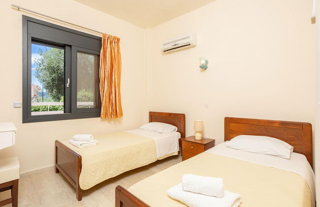 Villa Amalia Large Private Pool Walk to Beach Sea Views A C Wifi - 2120 - Foto 52