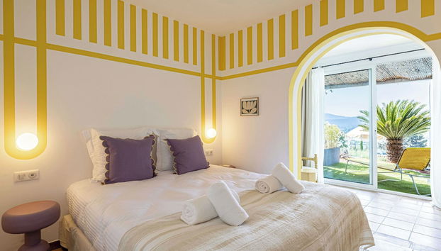 Room in a Magnificent 500m2 Provencal Villa - Foto 2, Habitación