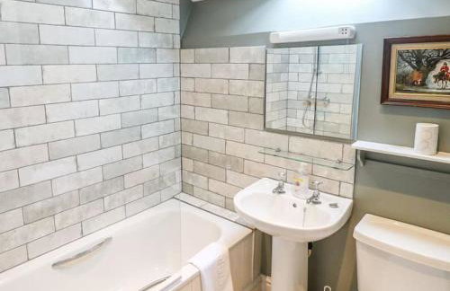 Wetton Barns Holiday Cottages - Foto 49