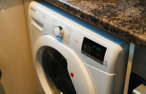 2BR w Balcony Swiss Cottage Near Central London - Foto 16