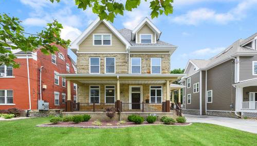 9 Bedroom House with King-sized Bed near Bakery Square - Foto 2