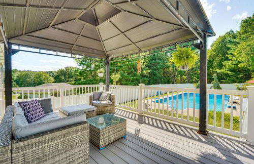 Game Room and Private Yard Family Gem in Kunkletown - Foto 3