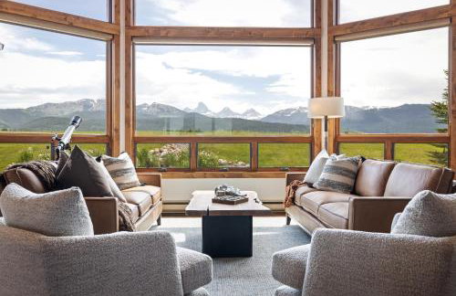 Teton Melody by KABINO Partial Air Conditioning Hot Tub FirePit Foosball Telescope Games WiFi Grill Mtn Views - Foto 8