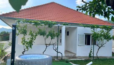 Blue Sky - jacuzzi & wine - Foto 2