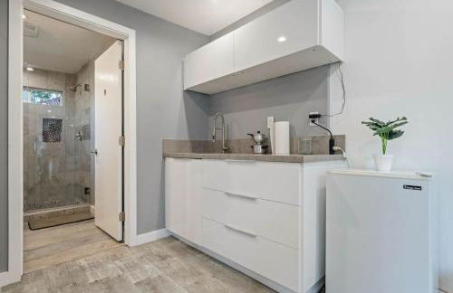 Middlebury Heights with Pool - Foto 34