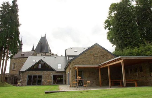 Luxurious, Spacious Villa With Sauna Located Next to a Castle - Foto 21