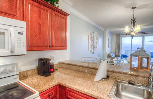 Fantastic Private Complex -Beachfront 2BD Ocean Villa! Gorgeous Amenities - Foto 16