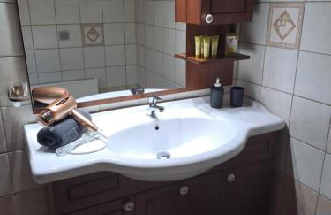 ΠΑΡΑΔΟΣΙΑΚΗ Κατοικία ΛΑΖΑΡΑΤΑ - Photo 45