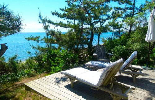 Charming Cottage Rental on a Private Beach in Cape Cod, Massachusetts - Foto 1
