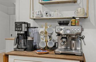 Imperial Porch Haven Cozy Fire Pit Fenced Yard - Foto 20